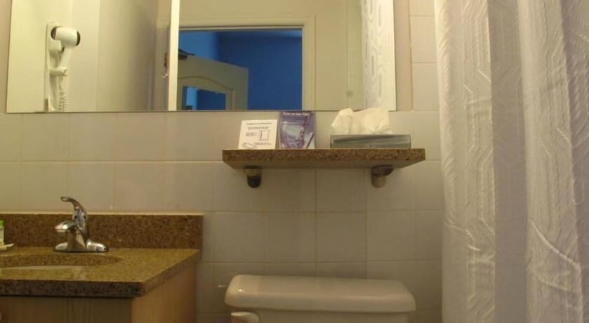 Imagen de la habitación del Hotel Garden South Park Inn. Foto 13