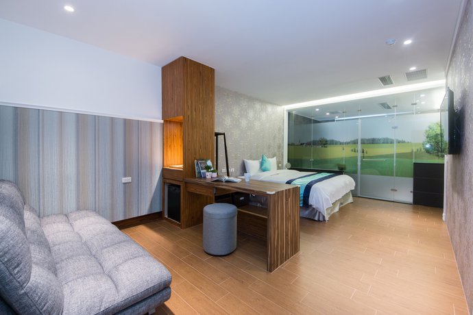Imagen de la habitación del Hotel Garden Spring. Foto 10