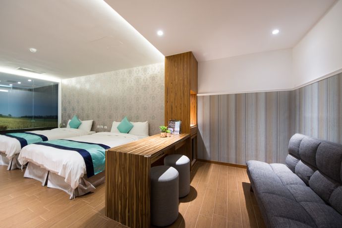 Imagen de la habitación del Hotel Garden Spring. Foto 16