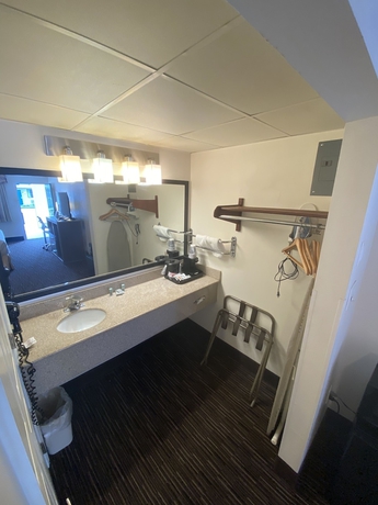 Imagen de la habitación del Hotel Garden State Inn. Foto 9