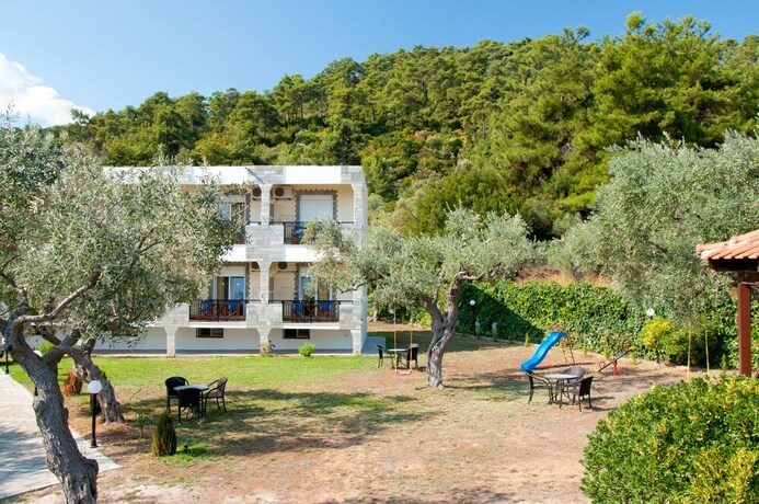Imagen general del Hotel Garden Studios. Foto 14