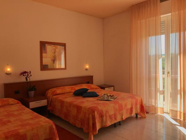 Imagen de la habitación del Hotel Garden Tabiano. Foto 16