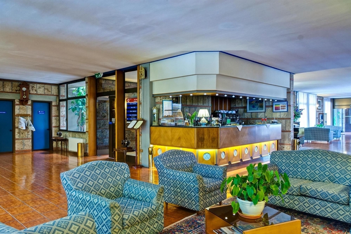 Imagen de los interiores del Hotel Garden, Terni. Foto 2