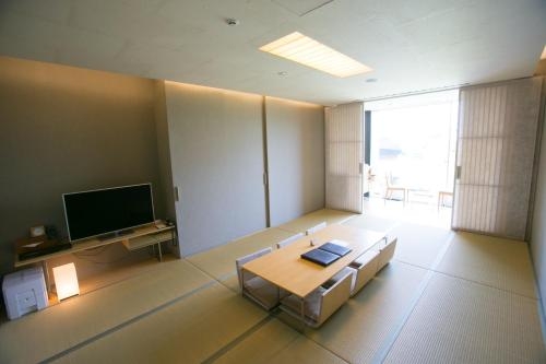 Imagen de la habitación del Hotel Garden Terrace Miyazaki. Foto 7