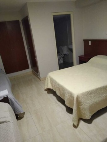 Imagen de la habitación del Hotel Garden Tucum&aacute;n. Foto 7