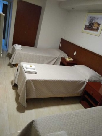 Imagen de la habitación del Hotel Garden Tucum&aacute;n. Foto 14