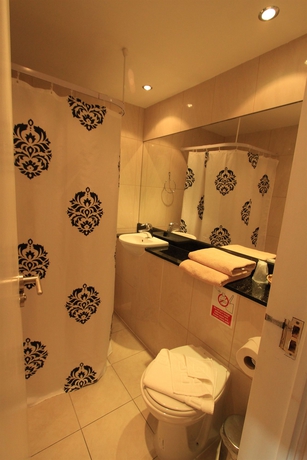 Imagen de la habitación del Hotel Garden View. Foto 2