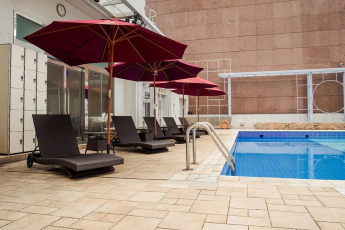 Imagen de la piscina del Hotel Garden View Hong Kong. Foto 12