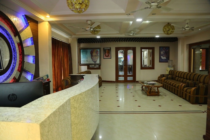 Imagen de los interiores del Hotel Garden View, Nathdwara. Foto 18