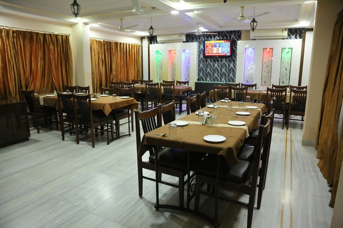 Imagen del bar/restaurante del Hotel Garden View, Nathdwara. Foto 4