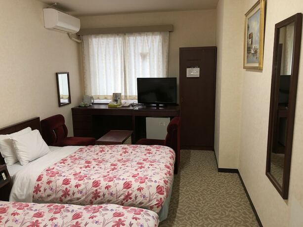 Imagen de la habitación del Hotel Garden Yamato. Foto 18