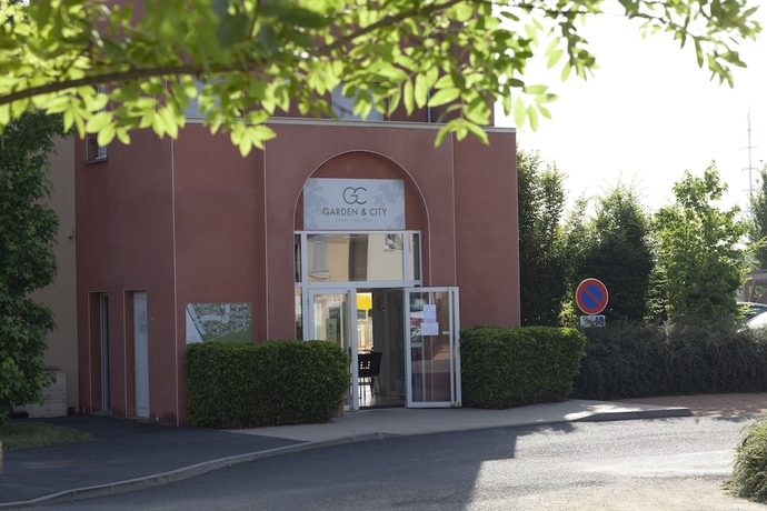 Imagen de los interiores del Hotel Garden and City Clermont Ferrand Gerzat. Foto 19