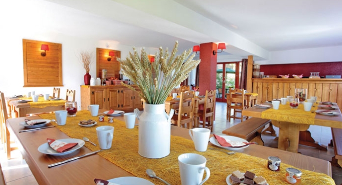 Imagen general del Hotel Garden and City Evian Lugrin. Foto 3