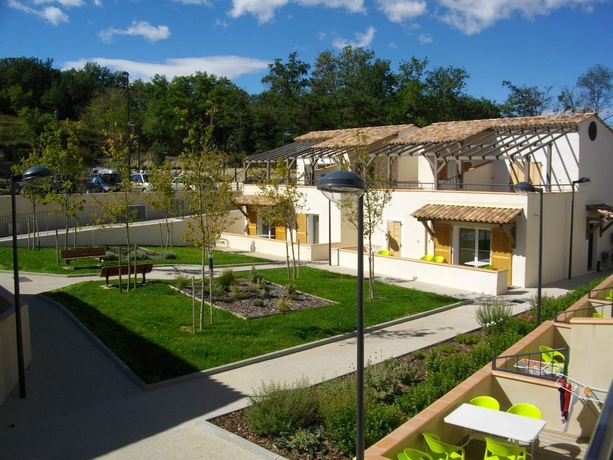 Imagen general del Hotel Garden and City Mont Ventoux - Malaucène. Foto 1