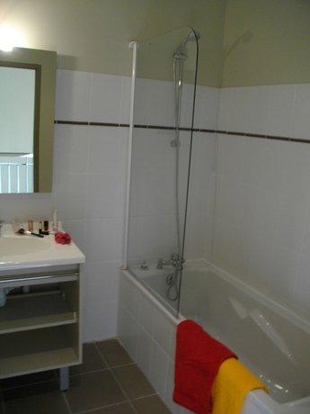 Imagen de la habitación del Hotel Garden and City Mont Ventoux - Malauc&egrave;ne. Foto 15