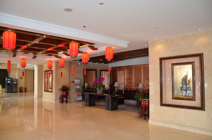 Imagen de los interiores del Hotel Garden, datong. Foto 10