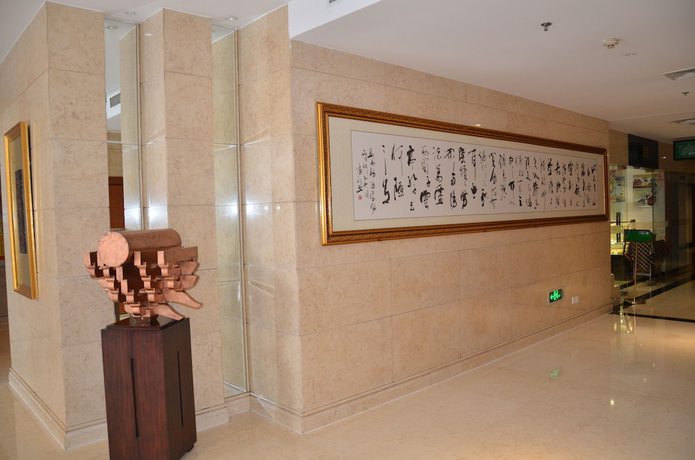 Imagen de los interiores del Hotel Garden, datong. Foto 12