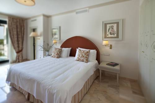 Imagen de la habitación del Hotel Garden y Villas Resort. Foto 9