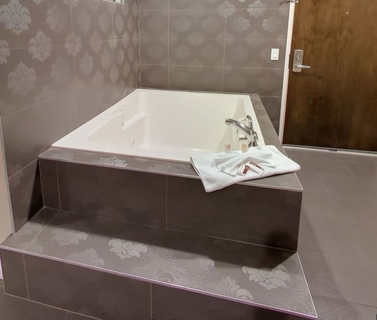 Imagen de la habitación del Hotel Gardena Terrace Inn. Foto 7
