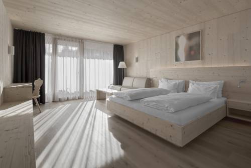 Imagen de la habitación del Hotel Gardenazza. Foto 12