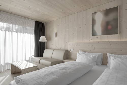 Imagen de la habitación del Hotel Gardenazza. Foto 16