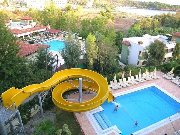 Imagen general del Hotel Gardenia Beach. Foto 6