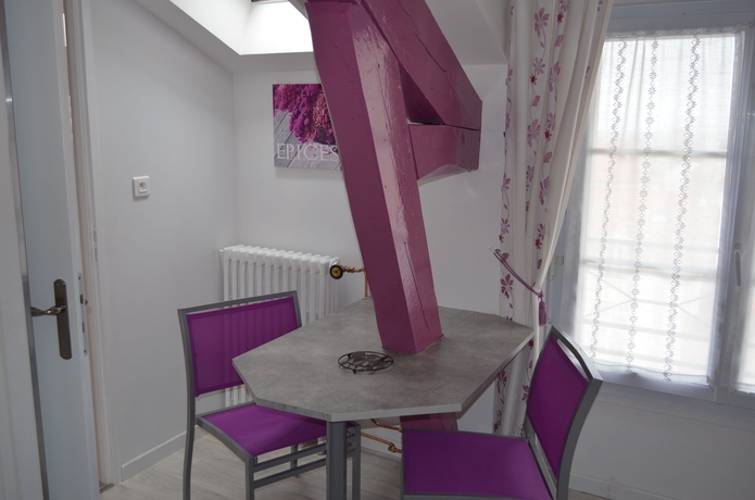 Imagen de la habitación del Hotel Gardenia, Biarritz. Foto 7