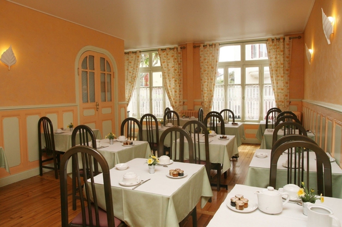 Imagen del bar/restaurante del Hotel Gardenia, Biarritz. Foto 1