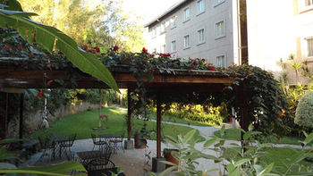 Imagen de los exteriores del Hotel Gardenia Inn. Foto 4