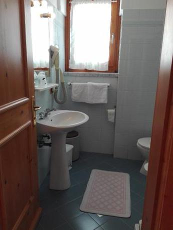 Imagen de la habitación del Hotel Gardenia, Passo Tonale. Foto 6
