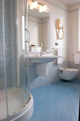 Imagen de la habitación del Hotel Gardenia, Romano Canavese. Foto 3