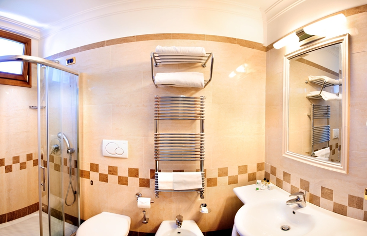 Imagen de la habitación del Hotel Gardenia Sorrento Coast, Ascend Hotel Collection. Foto 7