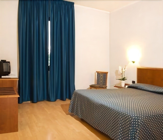 Imagen de la habitación del Hotel Gardenia, Verona. Foto 10