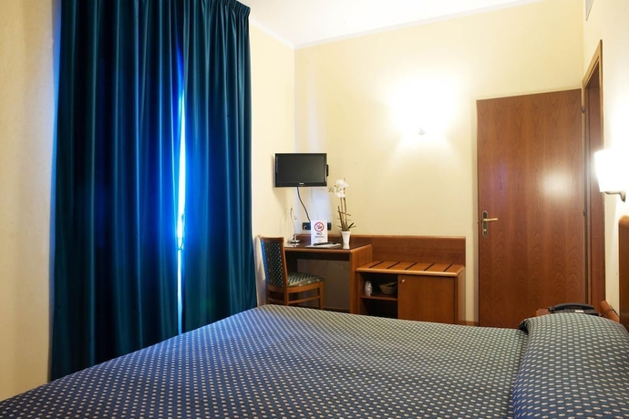 Imagen de la habitación del Hotel Gardenia, Verona. Foto 11