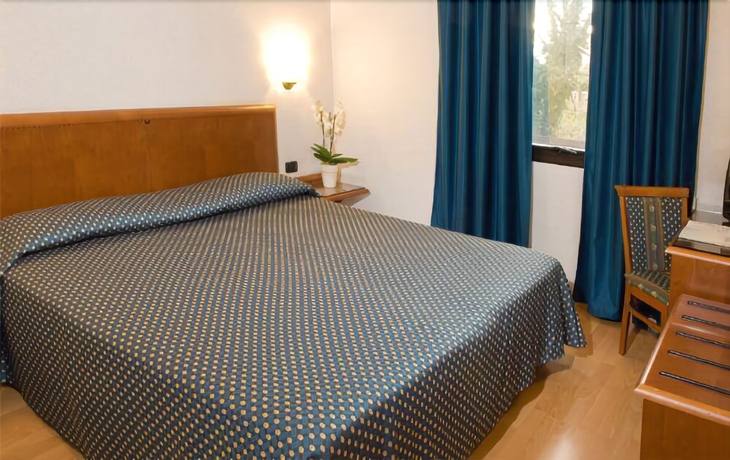 Imagen de la habitación del Hotel Gardenia, Verona. Foto 14