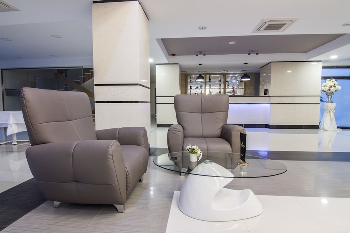 Imagen de los interiores del Hotel Gardenia and Spa. Foto 18