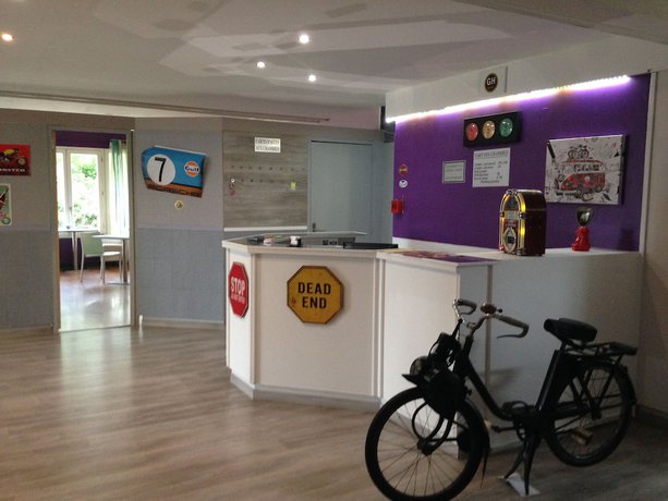 Imagen de los interiores del Hotel Garden\'s. Foto 18