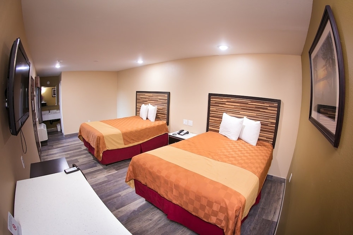 Imagen de la habitación del Hotel Garey Motel. Foto 3