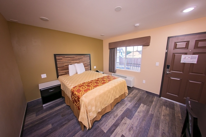 Imagen de la habitación del Hotel Garey Motel. Foto 7