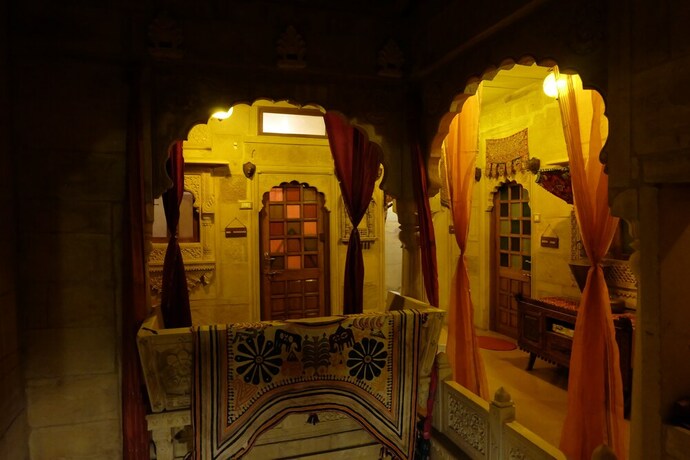 Imagen de los interiores del Hotel Garh Jaisal Haveli. Foto 39
