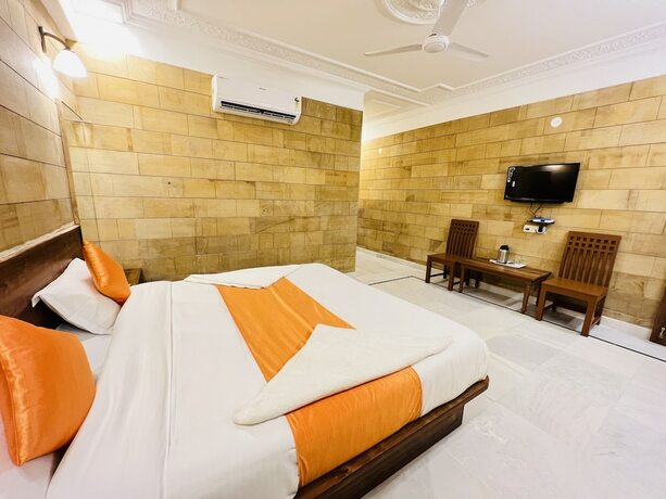 Imagen de la habitación del Hotel Garh Villa. Foto 21