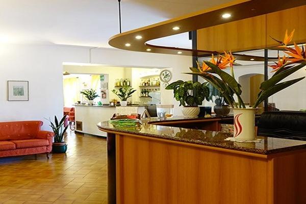 Imagen general del Hotel Garibaldi, FINALE LIGURE. Foto 5