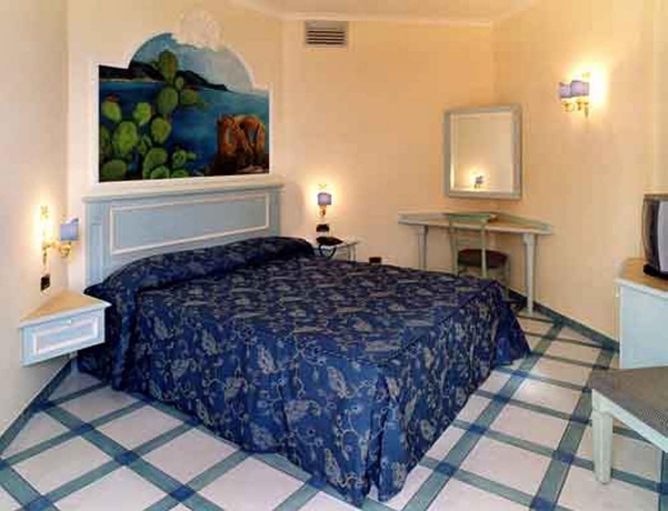 Imagen de la habitación del Hotel Garibaldi, MILAZZO. Foto 8