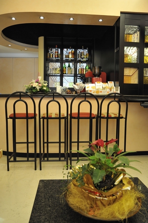 Imagen del bar/restaurante del Hotel Garibaldi, Mestre. Foto 5