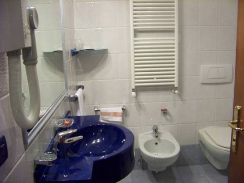 Imagen de la habitación del Hotel Garibaldi, Padua. Foto 10