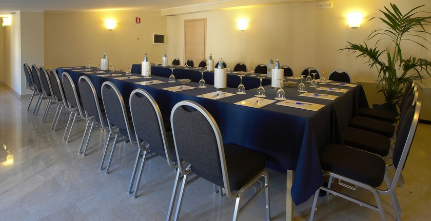 Imagen de los interiores del Hotel Garibaldi, Palermo. Foto 12