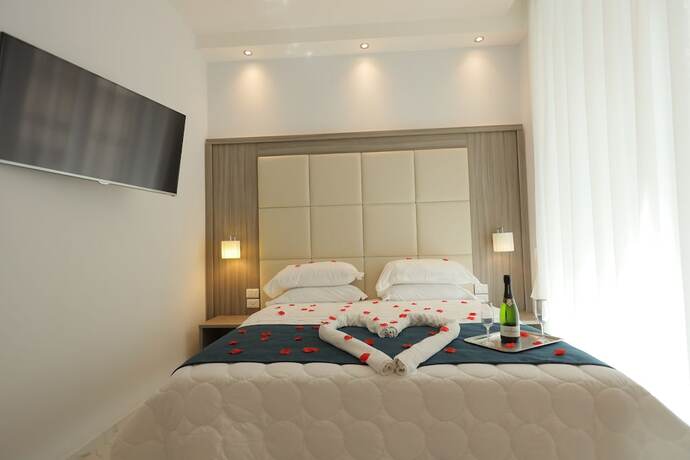 Imagen general del Hotel Garibaldi Suite. Foto 12