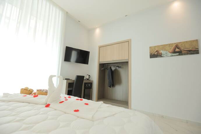 Imagen de la habitación del Hotel Garibaldi Suite. Foto 18