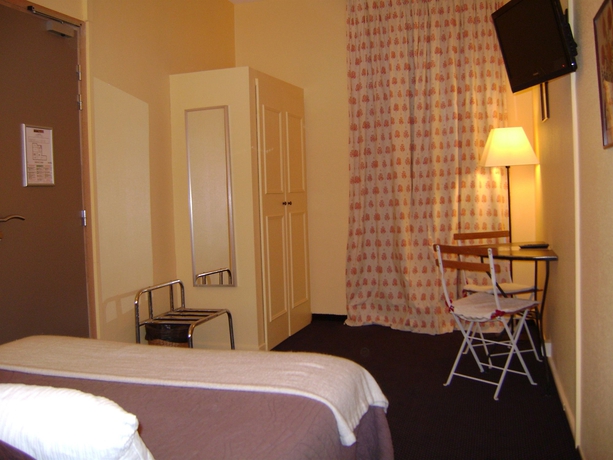 Imagen de la habitación del Hotel Garlande Avignon Centre. Foto 6