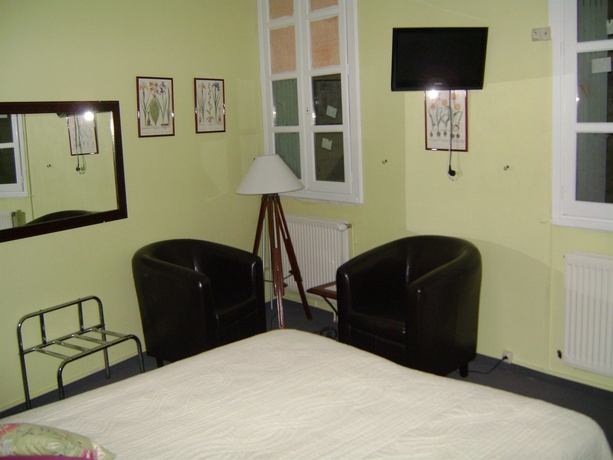 Imagen de la habitación del Hotel Garlande Avignon Centre. Foto 13